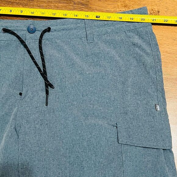 Oakley Hybrid Drawstring Mens 40" Golf Shorts 10" Inseam Cargo Flat Front - Picture 5 of 7